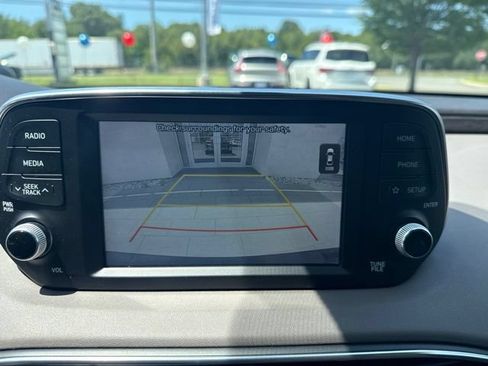 Used 2019 Hyundai Santa Fe Limited AWD/4WD image 17