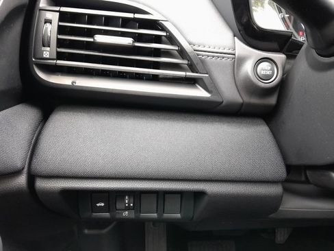 Certified 2025 Subaru Legacy Premium AWD/4WD image 16