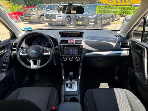 Used 2018 Subaru Forester 2.5i Premium AWD/4WD image 18
