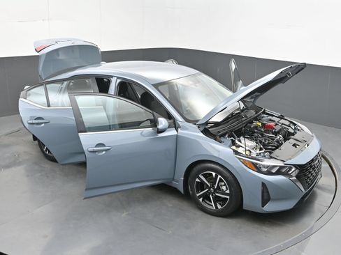 Used 2025 Nissan Sentra SV w/ All-Weather Package FWD image 26