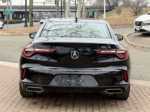 Used 2023 Acura TLX w/ Technology Package image 5