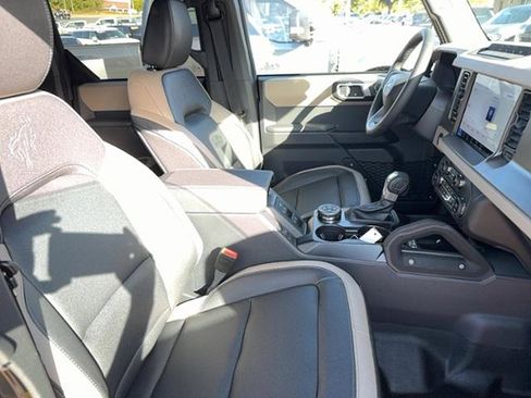 New 2025 Ford Bronco Big Bend w/ Black Diamond Package image 12