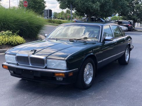 Used 1994 Jaguar XJ6 image 2
