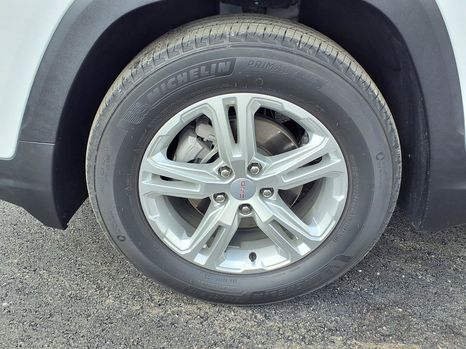 Used 2024 GMC Terrain SLE FWD image 21