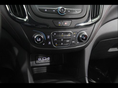 Certified 2024 Chevrolet Equinox RS FWD image 13