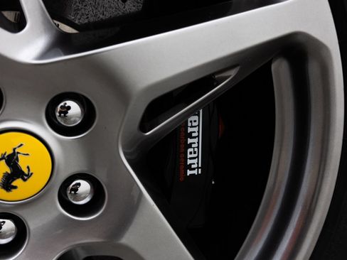 Used 2011 Ferrari 458 Italia Coupe RWD image 31