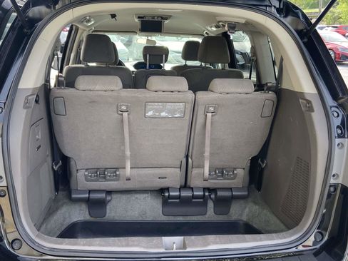 Used 2016 Honda Odyssey SE image 6