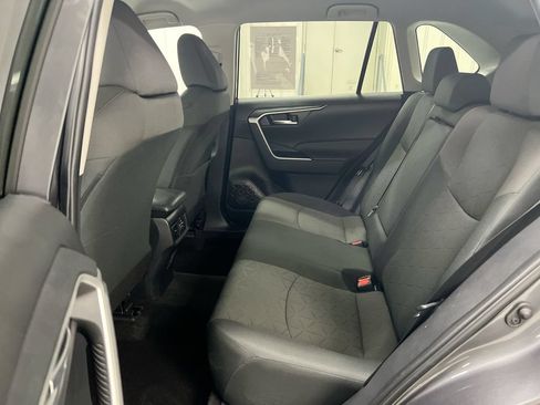 Used 2023 Toyota RAV4 XLE AWD/4WD image 23