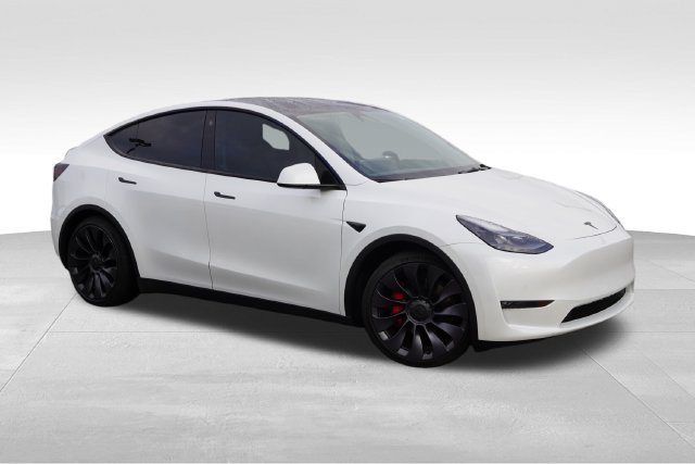 Used 2022 Tesla Model Y Performance AWD/4WD image 2
