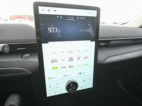 Used 2025 Ford Mustang Mach-E Premium image 35