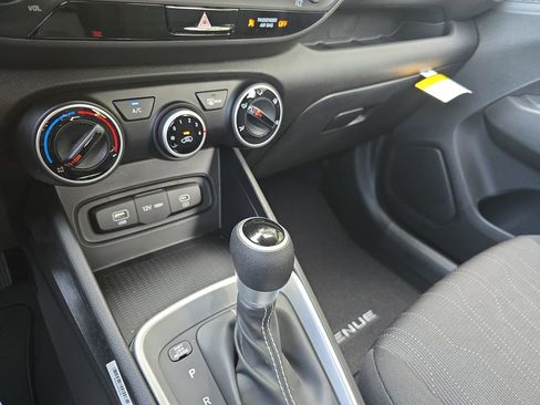 New 2026 Hyundai Venue SE FWD image 24