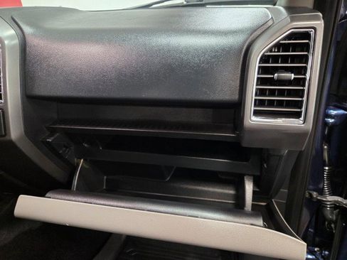 Used 2017 Ford F150 XLT AWD/4WD image 38