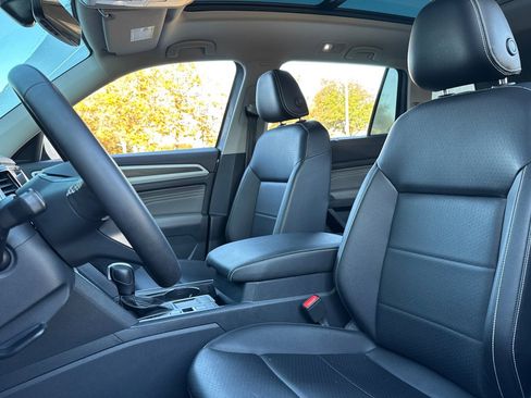 Used 2023 Volkswagen Atlas SE image 22