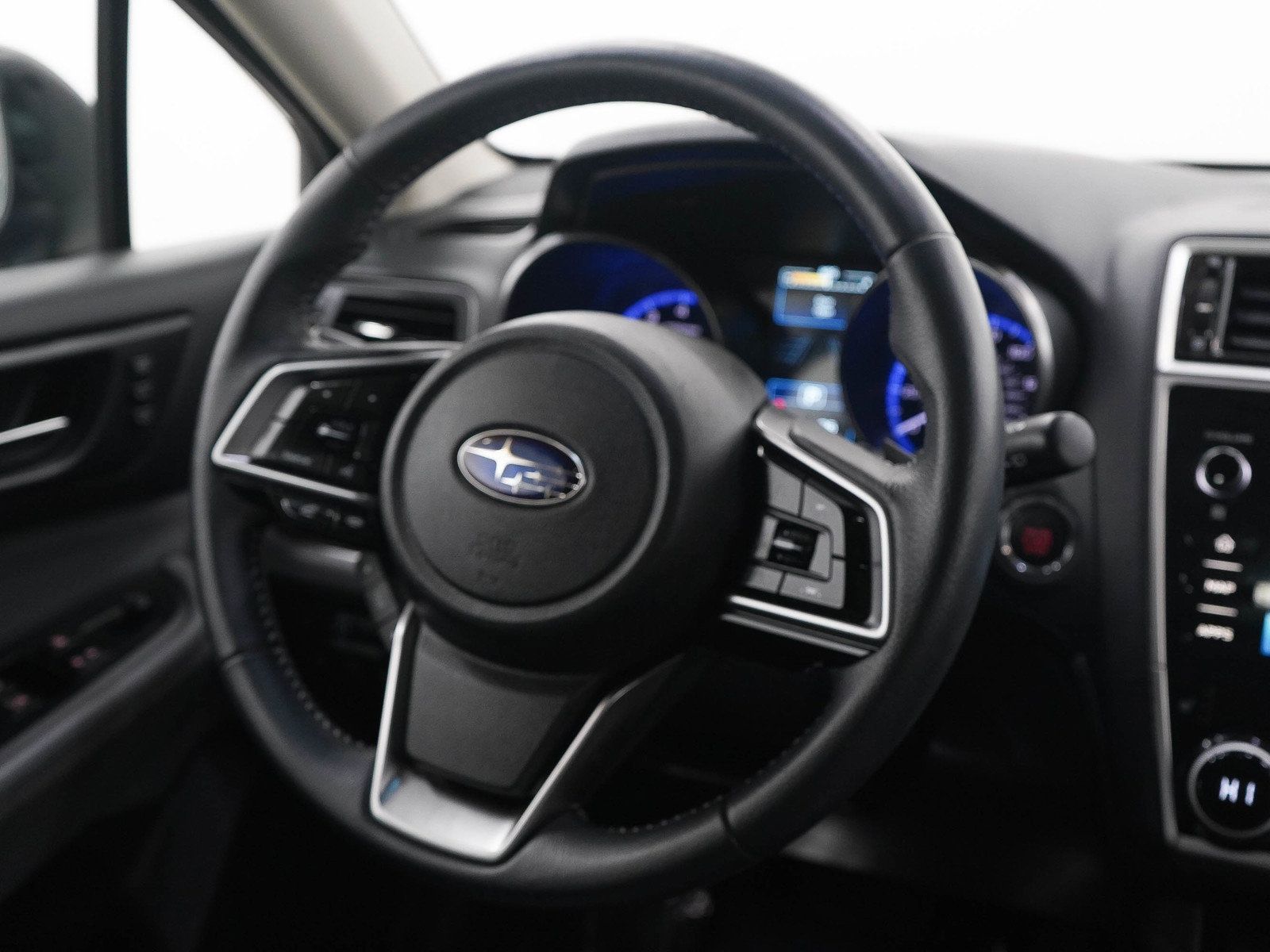Used 2019 Subaru Outback 2.5i Limited w/ Popular Package #2 AWD/4WD image 14