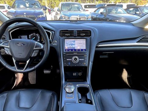 Used 2020 Ford Fusion Energi Titanium image 15