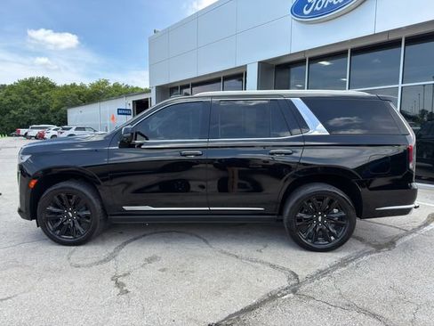 Used 2023 Cadillac Escalade Premium Luxury Platinum AWD/4WD image 4