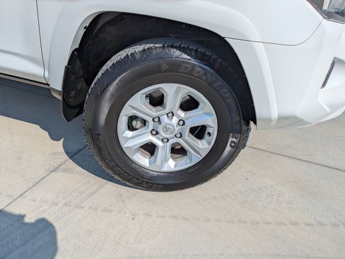 Certified 2023 Toyota 4Runner SR5 Premium image 9