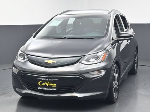 Used 2019 Chevrolet Bolt Premier w/ Infotainment Package FWD image 7