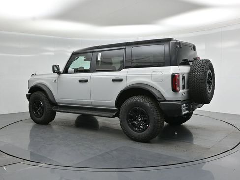New 2026 Ford Bronco Outer Banks w/ Sasquatch Package AWD/4WD image 6