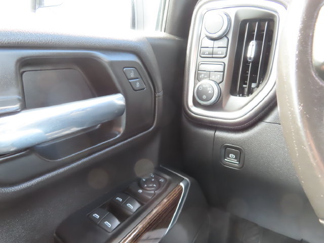 Used 2020 GMC Sierra 1500 SLE w/ SLE Value Package AWD/4WD image 32