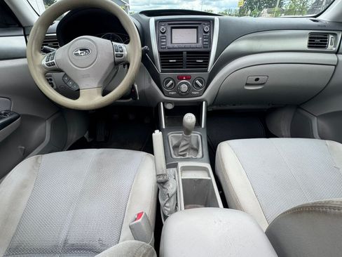 Used 2013 Subaru Forester 2.5X Premium AWD/4WD image 30