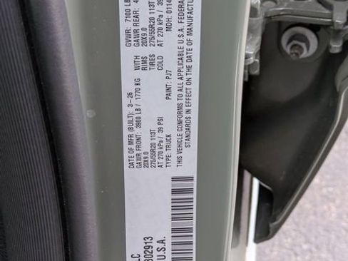 New 2026 RAM 1500 4x4 Crew Cab image 31