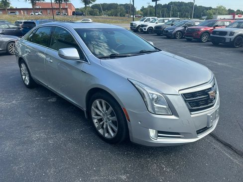 Used 2016 Cadillac XTS Luxury w/ Driver Awareness Package FWD image 2