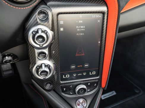 Used 2020 McLaren 720S Performance RWD image 44