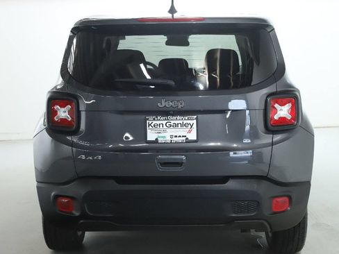 Certified 2023 Jeep Renegade Latitude AWD/4WD image 42