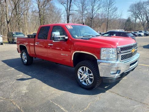 Used 2013 Chevrolet Silverado 2500 LT w/ Convenience Package image 5