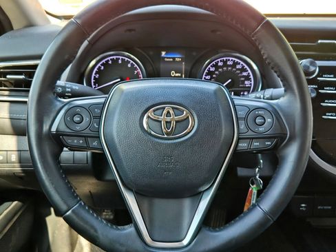 Used 2018 Toyota Camry SE w/ Moonroof Package FWD image 20