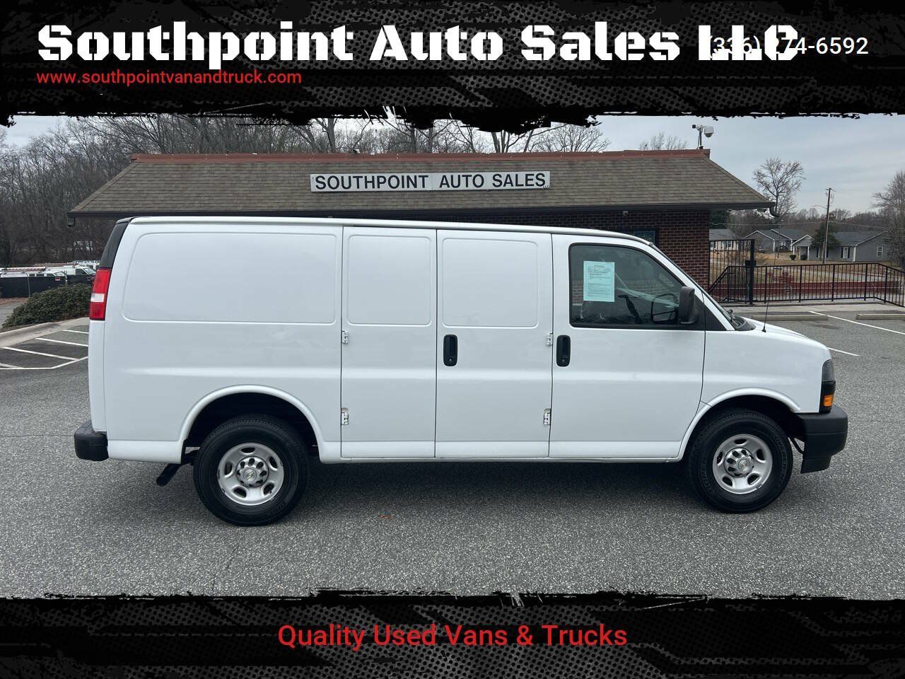 Used 2020 Chevrolet Express 2500 w/ Driver Convenience Package RWD image 1
