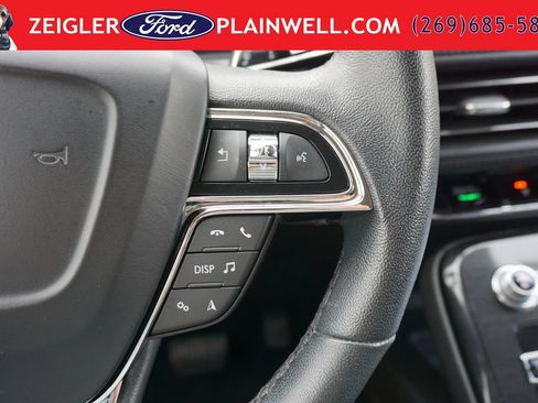 Used 2022 Lincoln Nautilus AWD w/ Premium Package image 26