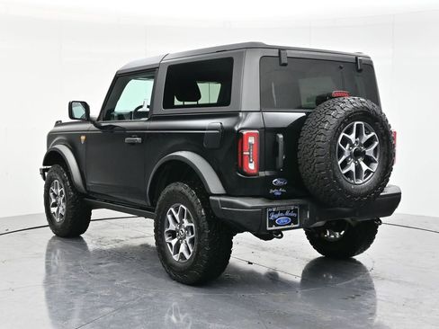 Used 2023 Ford Bronco Badlands image 7