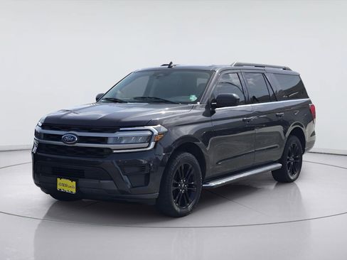 Used 2022 Ford Expedition Max XLT RWD image 1