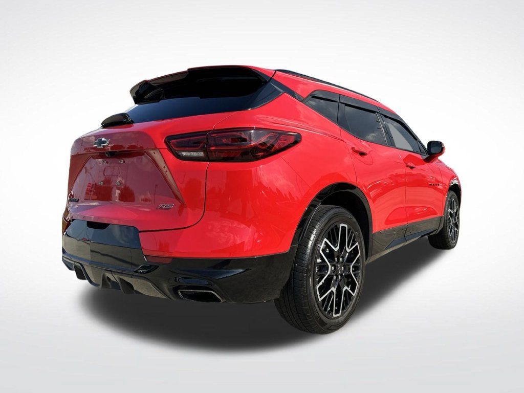 Used 2023 Chevrolet Blazer RS w/ Enhanced Convenience Package FWD image 8