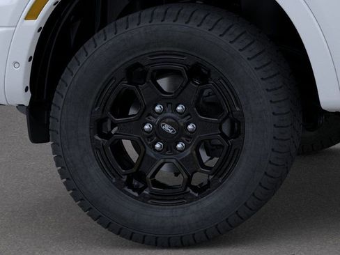 New 2025 Ford Ranger Lariat w/ FX4 Off-Road Package AWD/4WD image 19