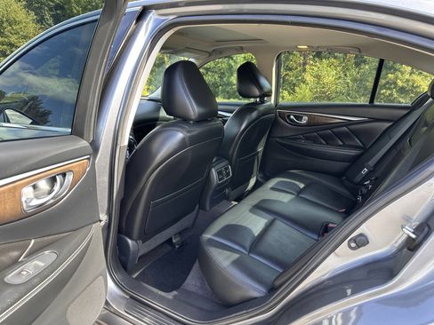 Used 2018 INFINITI Q50 Luxe w/ Essential Package (3.0T Luxe) image 13