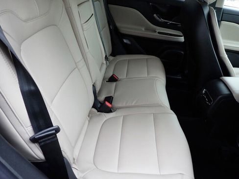 New 2026 Lincoln Corsair Premiere image 36