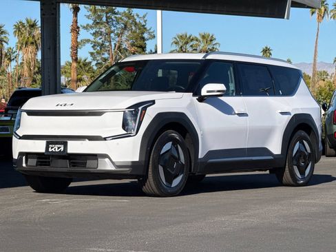 New 2026 Kia EV9 Wind image 29