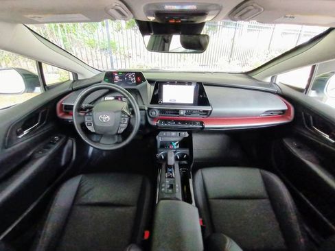 Used 2023 Toyota Prius Prime FWD image 30