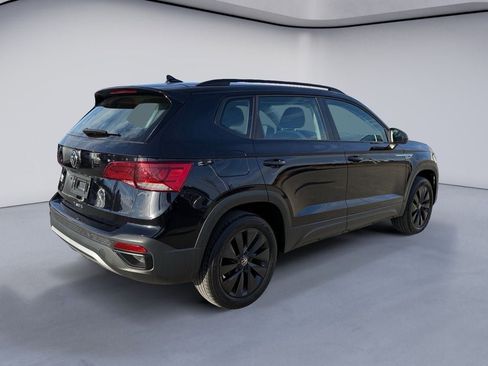 Used 2024 Volkswagen Taos S image 5