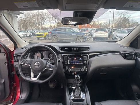 Used 2022 Nissan Rogue Sport SL image 21