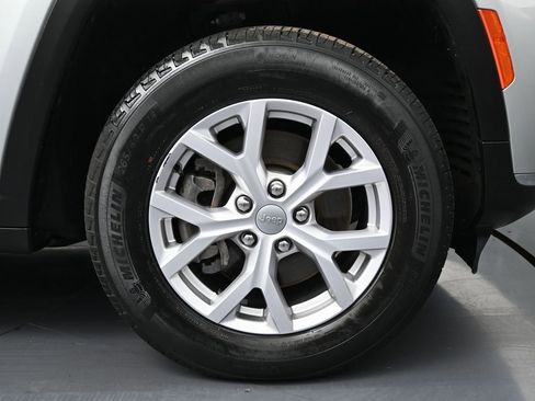 Used 2021 Jeep Grand Cherokee L Limited image 13