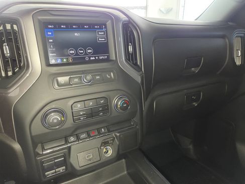Used 2020 Chevrolet Silverado 1500 Custom Trail Boss w/ Custom Convenience Package AWD/4WD image 38