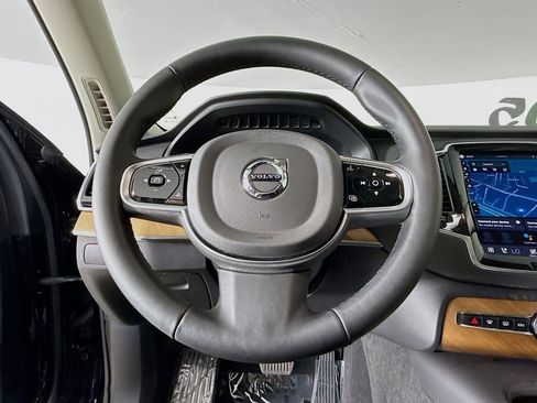 Certified 2025 Volvo XC90 B6 Plus image 11
