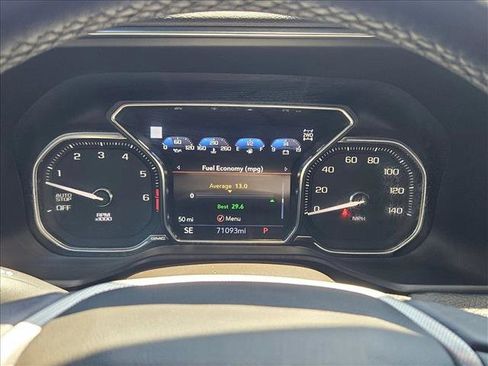 Used 2021 GMC Yukon Denali w/ Denali Premium Package AWD/4WD image 11