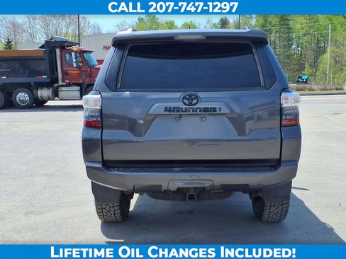 Used 2021 Toyota 4Runner SR5 Premium w/ Moonroof Package AWD/4WD image 6