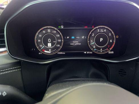 Used 2021 Jaguar F-PACE R-Dynamic S image 6