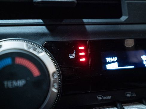 Certified 2024 Toyota Tacoma SR5 image 26